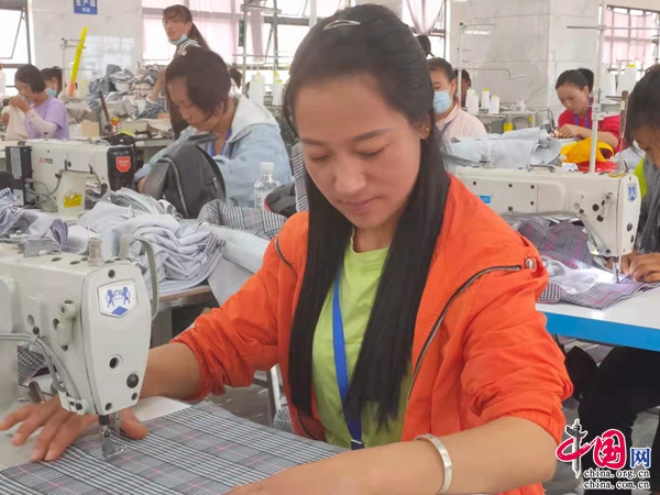 从贫困农民到产业工人——迪庆维西县筑巢引凤扩大就业拓展脱贫攻坚成果见闻